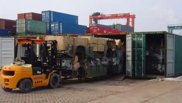国内海运中什么是仓库转运及港内装箱拆箱，，，，，，流程是怎么样的？？？？？？？？